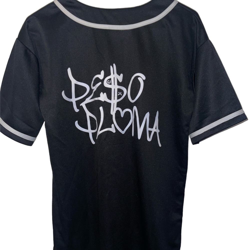 Peso Pluma Washington concert Merch